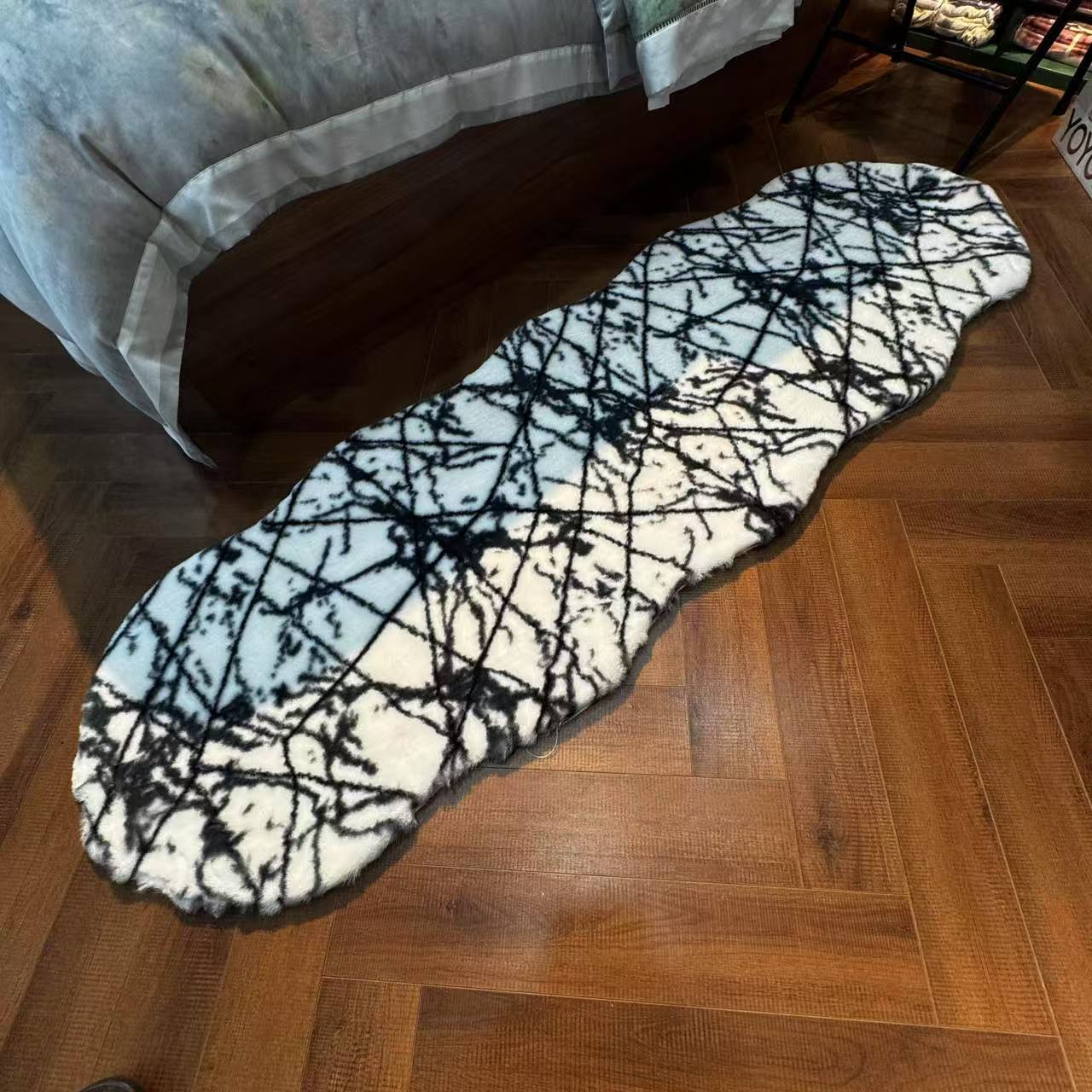 Njerimaremare 60*180 Rags (Pre-order)